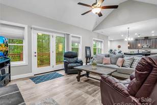 10305 Green River Cove Rd, Saluda, NC 28773 - Photo 9