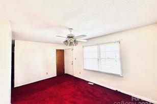 612 Dr Martin Luther King Jr Ave, Enfield, NC 27823 - Photo 5