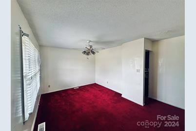 612 Dr Martin Luther King Jr Avenue, Enfield, NC 27823 - Photo 3