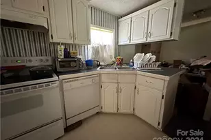 100 Springs Ct, Stony Point, NC 28678 - Photo 7