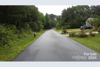 4893 Gateway Drive, Claremont, NC 28610 - Photo 3