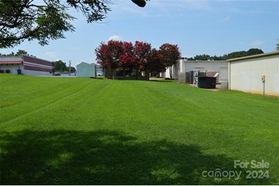 936 Davie Avenue, Statesville, NC 28677 - Photo 27