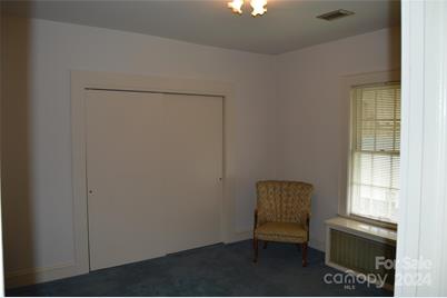 936 Davie Avenue, Statesville, NC 28677 - Photo 11