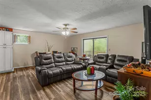 218 Davis Dr, Morganton, NC 28655 - Photo 7