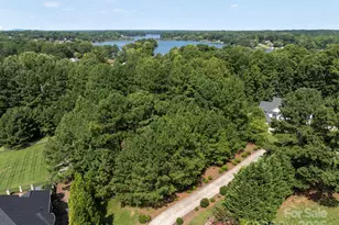 127 Palos Verde Rd, Mooresville, NC 28117 - Photo 5