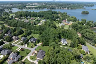 127 Palos Verde Rd, Mooresville, NC 28117 - Photo 7