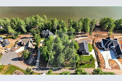 2620 Waterside Boulevard NW #68, Valdese, NC 28690 - Photo 3