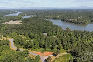 2108 Island View Ln, Connelly Springs, NC 28612 - Photo 3