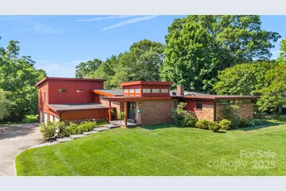 640 Davie Avenue, Statesville, NC 28677 - Photo 1