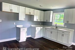 313 W Landsford Rd, Pageland, SC 29728 - Photo 3