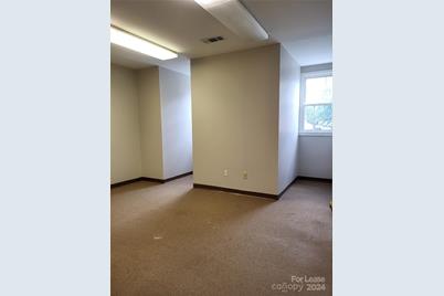 233 S Sharon Amity Road #201, Charlotte, NC 28211 - Photo 3