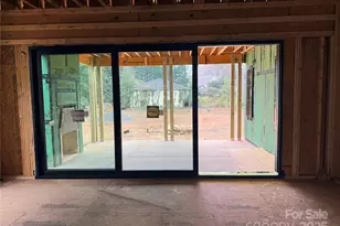 106 Hunter Ln, Charlotte, NC 28211 - Photo 17