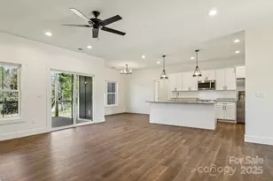 35 Haywood Pk Dr, Hendersonville, NC 28791 - Photo 15