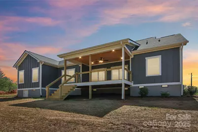 35 Haywood Park Drive, Hendersonville, NC 28791 - Photo 3