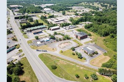 3362 15th Avenue Boulevard SE, Conover, NC 28613 - Photo 9