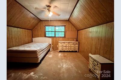 200 Osborn Knob Road, Marion, NC 28752 - Photo 9