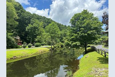 000 Falling Water Drive, Burnsville, NC 28714 - Photo 17