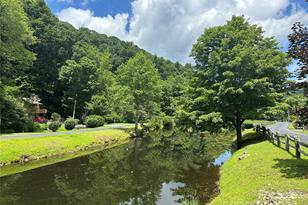 000 Falling Water Dr, Burnsville, NC 28714 - Photo 17
