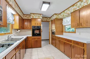 145 Appalachian Dr, Burnsville, NC 28714 - Photo 13