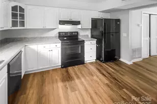 6003 Heath Valley Rd, Charlotte, NC 28210 - Photo 9