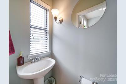 546 New Bern Station Court, Charlotte, NC 28209 - Photo 23