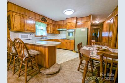 1524 Seven Mile Ridge Road, Burnsville, NC 28714 - Photo 21