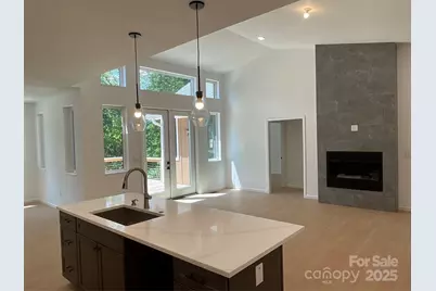 654 Hollybrook Drive, Flat Rock, NC 28731 - Photo 9