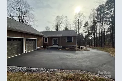 654 Hollybrook Drive, Flat Rock, NC 28731 - Photo 3