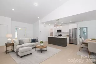 654 Hollybrook Dr, Flat Rock, NC 28731 - Photo 7