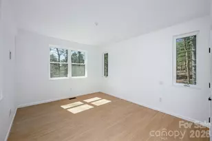 654 Hollybrook Dr, Flat Rock, NC 28731 - Photo 35