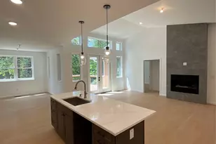 654 Hollybrook Dr, Flat Rock, NC 28731 - Photo 21