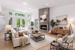 654 Hollybrook Dr, Flat Rock, NC 28731 - Photo 5