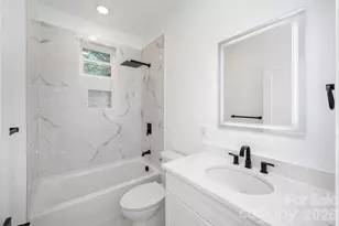 654 Hollybrook Dr, Flat Rock, NC 28731 - Photo 33