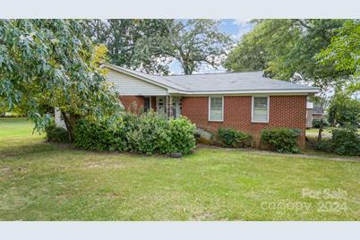 200 & 208 E Matthews Street, Matthews, NC 28105 - Photo 11