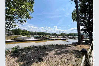 1400 Reflection Pointe Boulevard #327, Belmont, NC 28012 - Photo 9