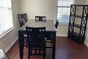 814 Selwyn Oaks Ct, Charlotte, NC 28209 - Photo 9