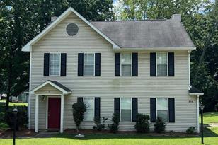 814 Selwyn Oaks Ct, Charlotte, NC 28209 - Photo 1