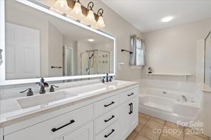 1900 Mt Isle Harbor Dr, Charlotte, NC 28214 - Photo 17