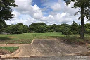 601 N Dekalb St, Shelby, NC 28150 - Photo 1