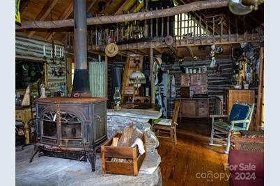 1001 Mountain Glen Road, Canton, NC 28716 - Photo 11