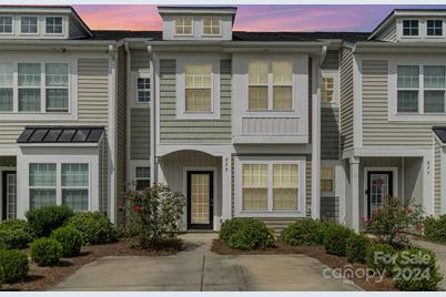 375 Halton Crossing Drive, Concord, NC 28027 - Photo 1