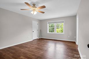 72 Bentwood Dr, Candler, NC 28715 - Photo 43