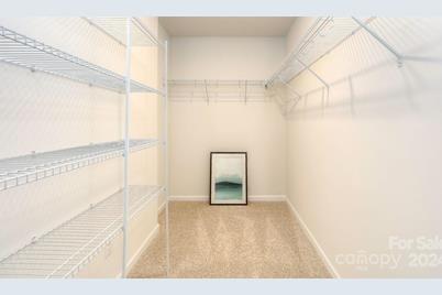 300 Creekview Road, Hendersonville, NC 28792 - Photo 19