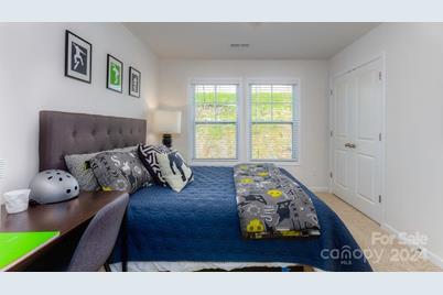 300 Creekview Road, Hendersonville, NC 28792 - Photo 27