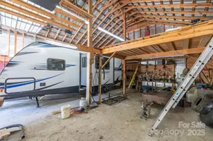 3050 Old Johns River Rd, Collettsville, NC 28611 - Photo 9