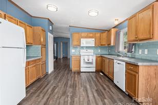 33 Goose Creek Rd, Swannanoa, NC 28778 - Photo 7