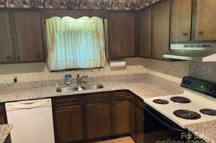 432 E Magnolia Rd, North Wilkesboro, NC 28659 - Photo 7