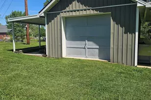 1104 Old Hwy 60 Hwy, Wilkesboro, NC 28697 - Photo 17