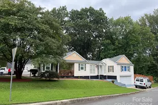 3329 Draper Ave, Charlotte, NC 28205 - Photo 1