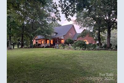 1240 Gaddy Road S, Nebo, NC 28761 - Photo 1